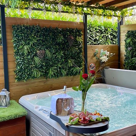 Un Petit Coin De Paradis Toulouse Bagian luar foto