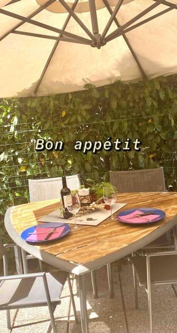Un Petit Coin De Paradis Toulouse Bagian luar foto