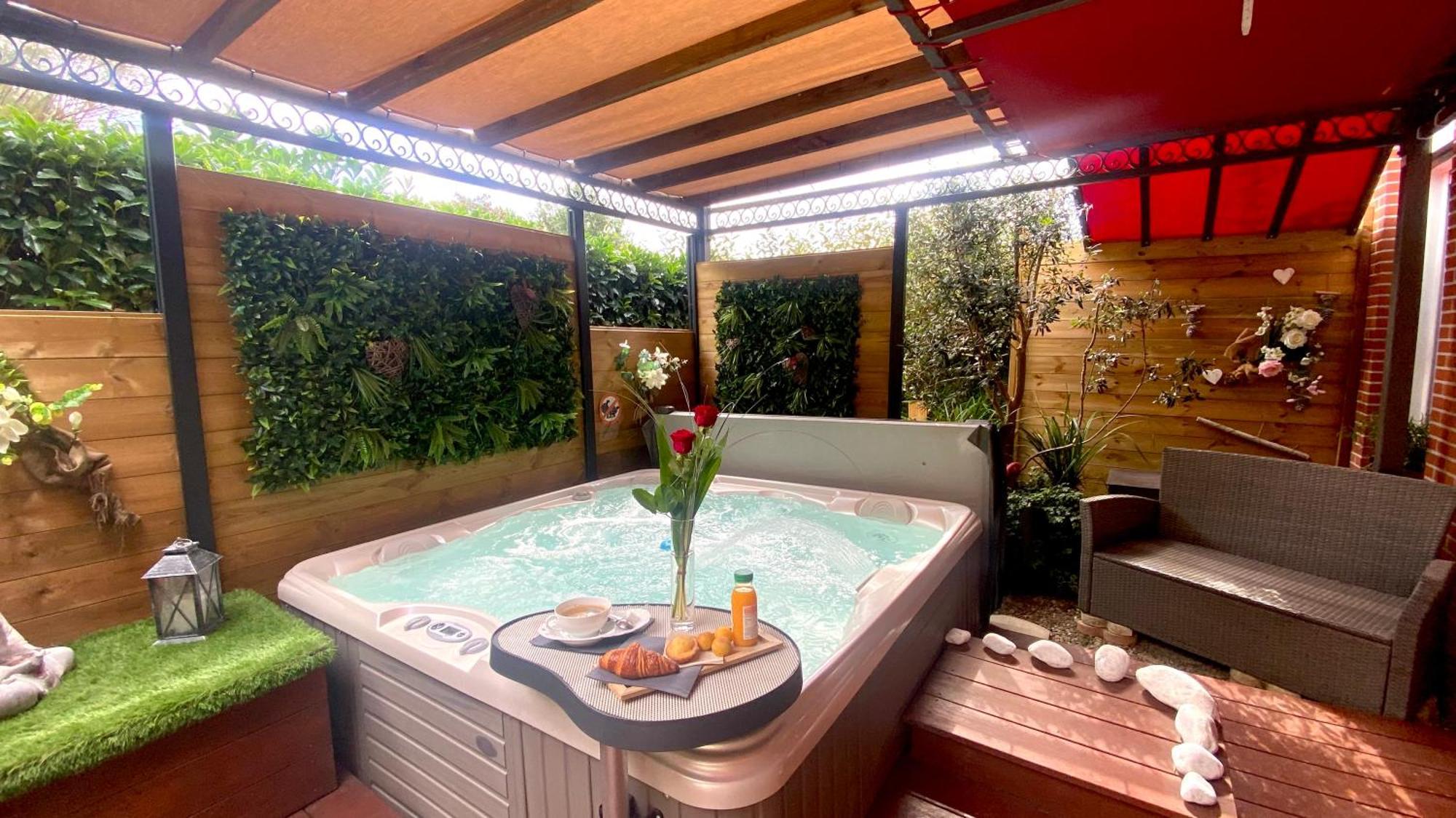 Un Petit Coin De Paradis Toulouse Bagian luar foto